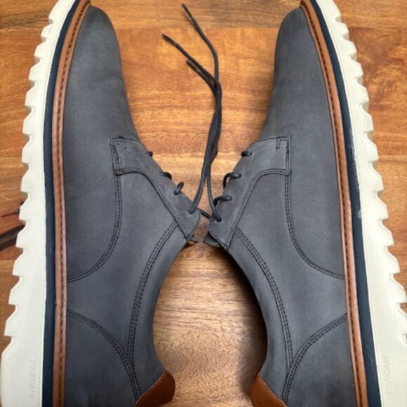 Johnston and Murphy (J&M) Braydon Plain Toe Shoes - Picture 8 of 9